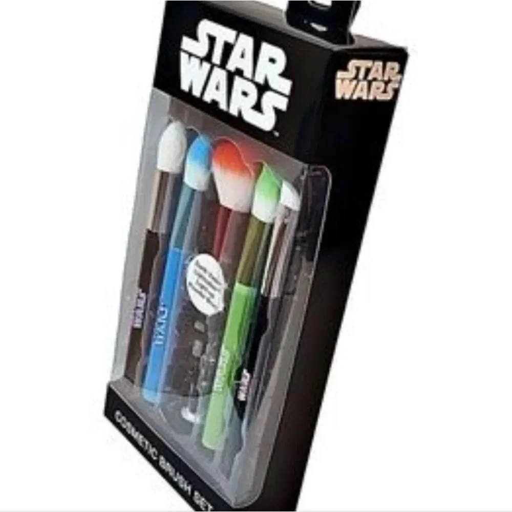 Taste Beauty Disney Star Wars Light-Up Lightsaber‎ Cosmetic Brush Set